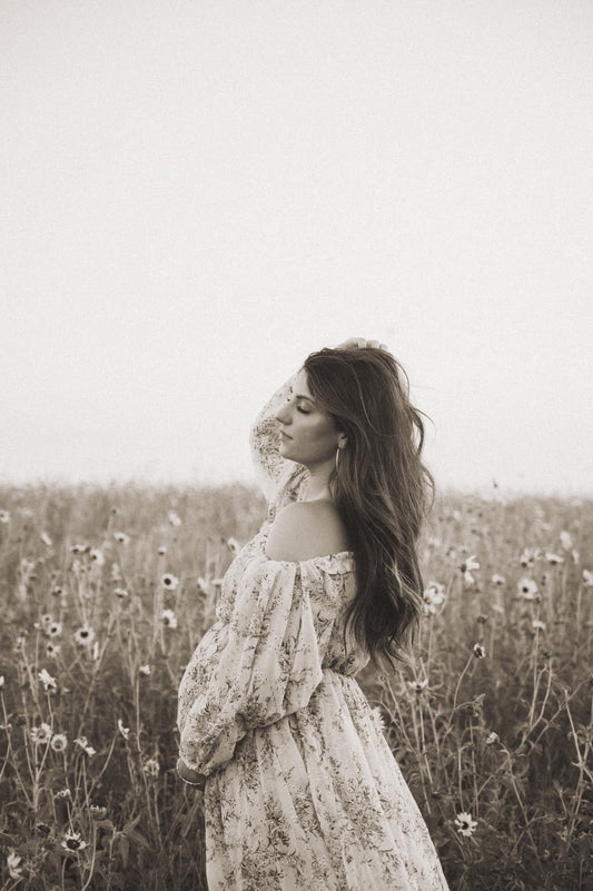 RETIRED RENTAL - Olivia (floral)