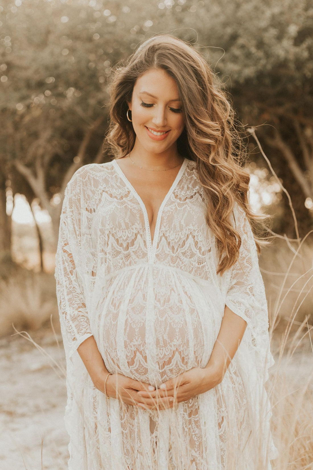 Should you rent a dress for your maternity photoshoot?