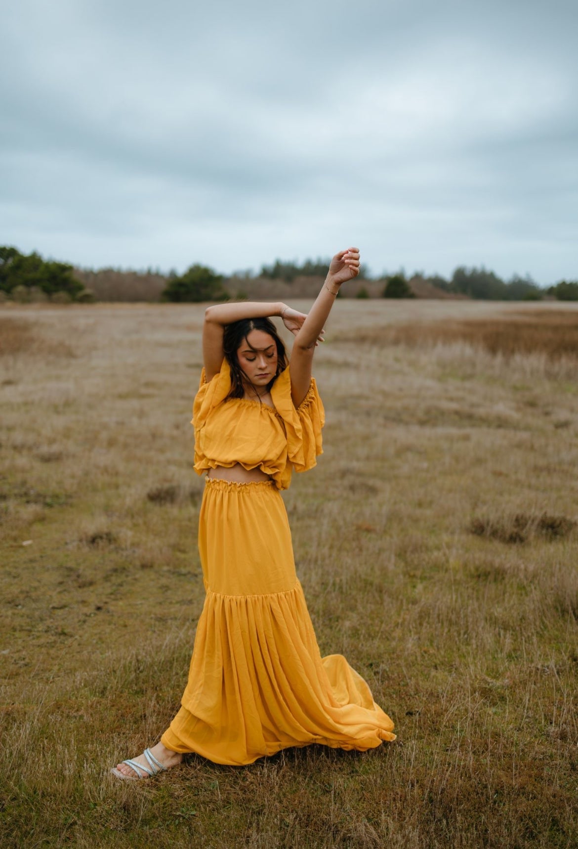 RETIRED RENTAL - Noell (two-piece)