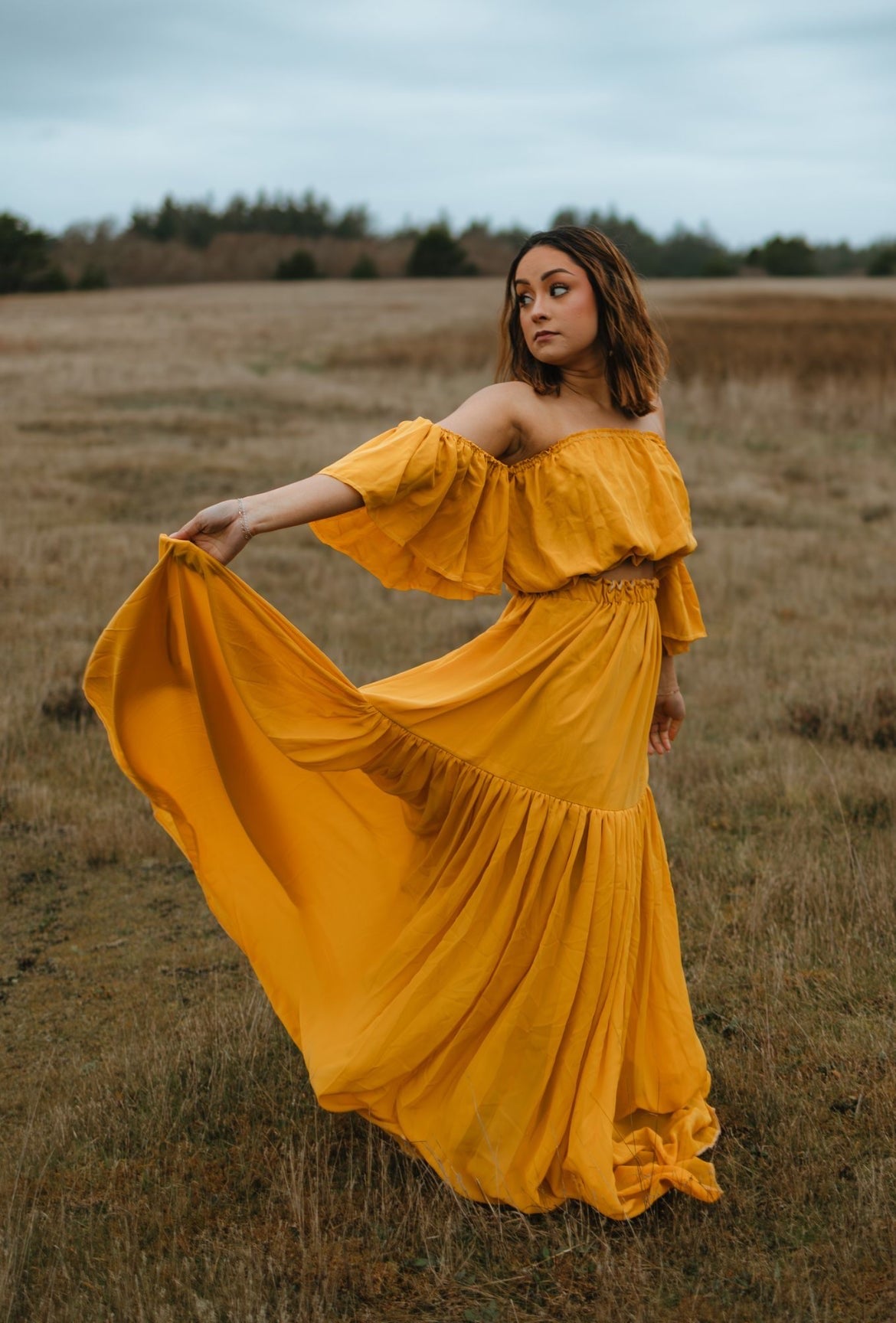 RETIRED RENTAL - Noell (two-piece)